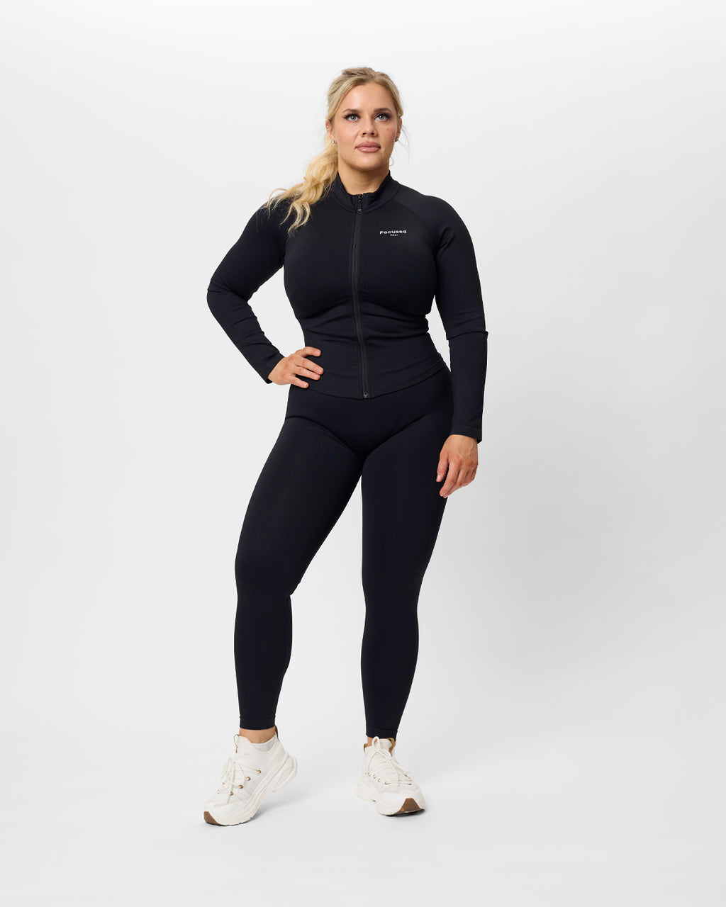 Vetoketjullinen Intense -treenitakki