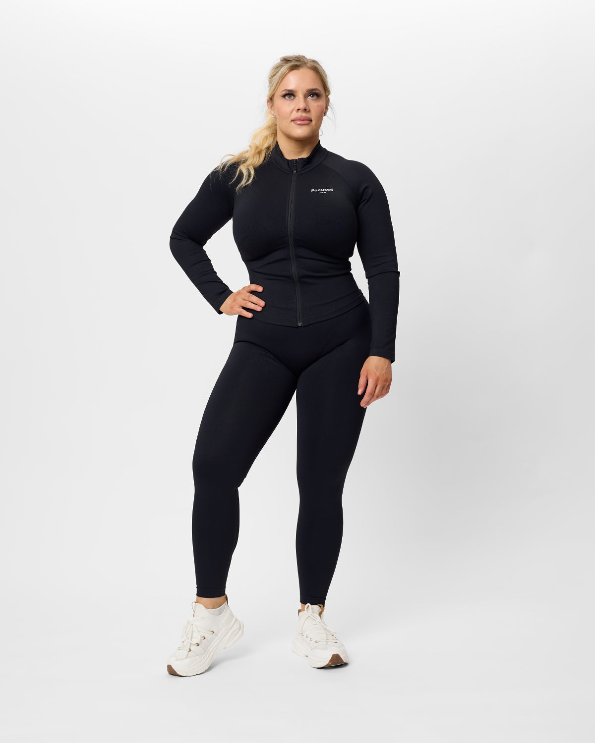 Vetoketjullinen Intense -treenitakki