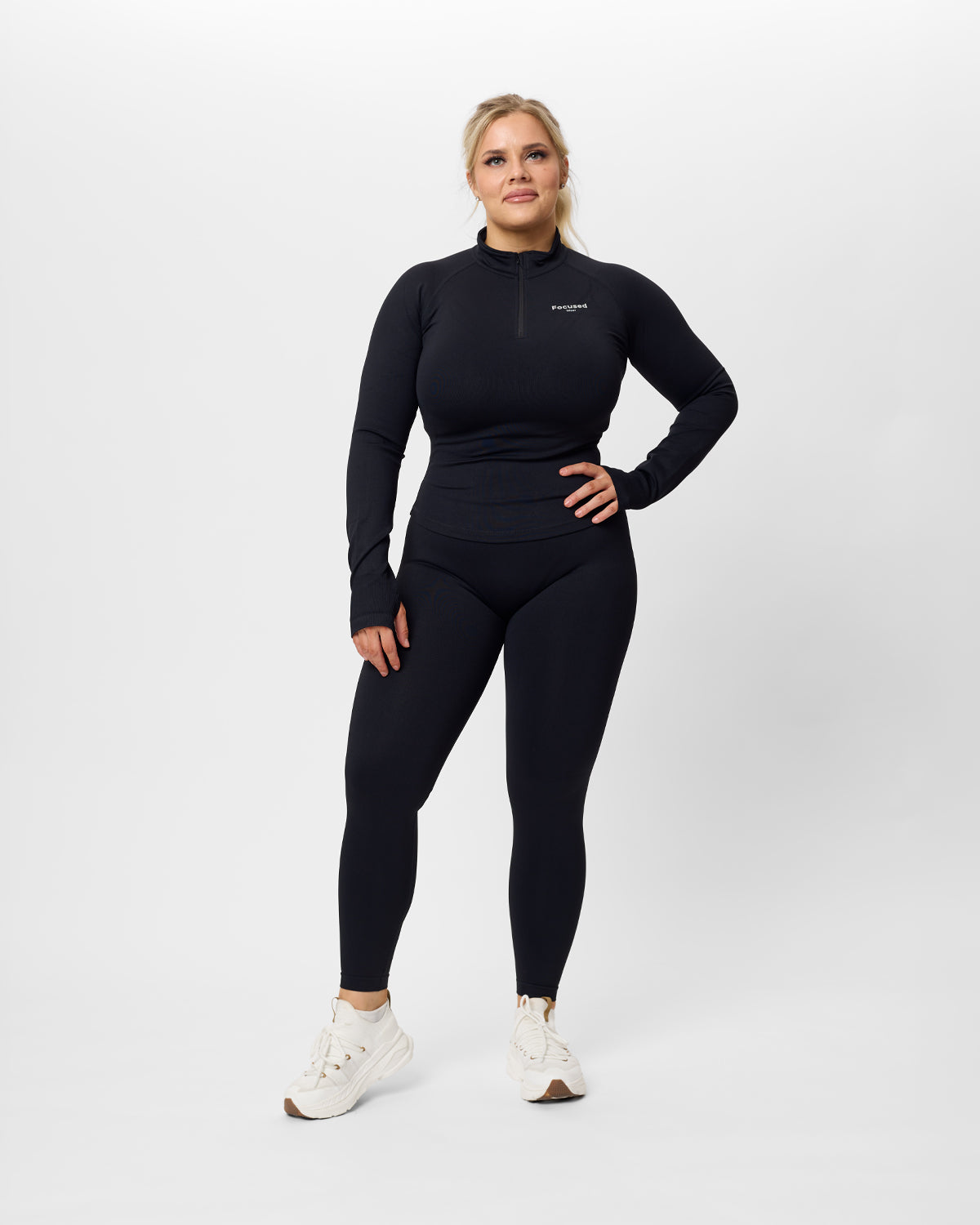 Korkeavyötäröiset Squat Proof Intense -leggingsit