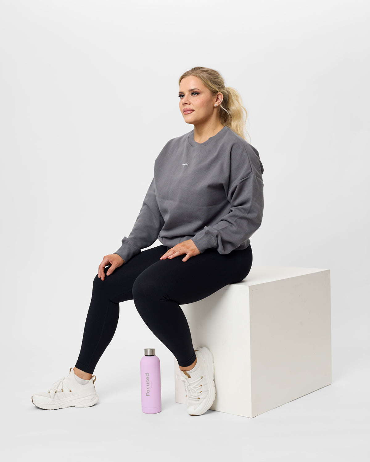 Oversized Essential crew neck collegepaita