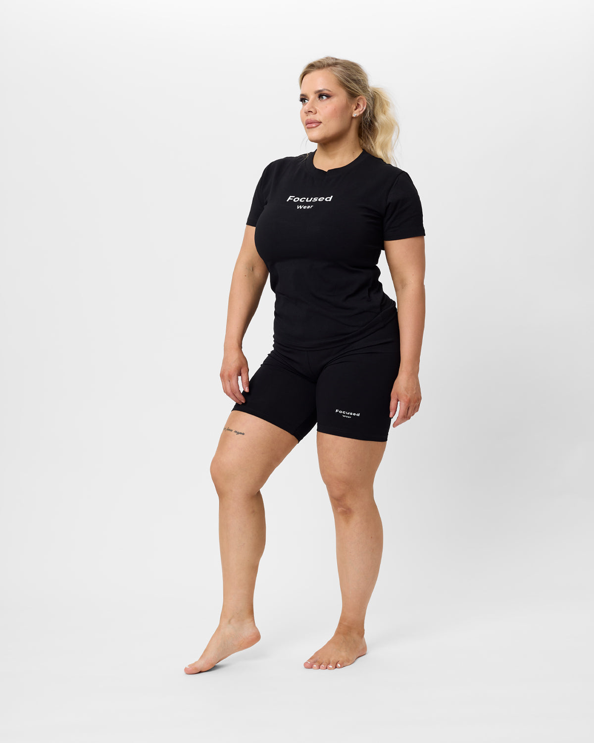Focused Wear Lounge T-paita & Shortsit -oloasusetti