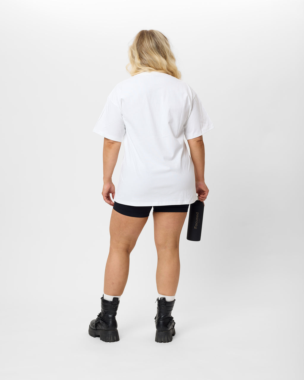 Oversized Essential boyfriend t-paita