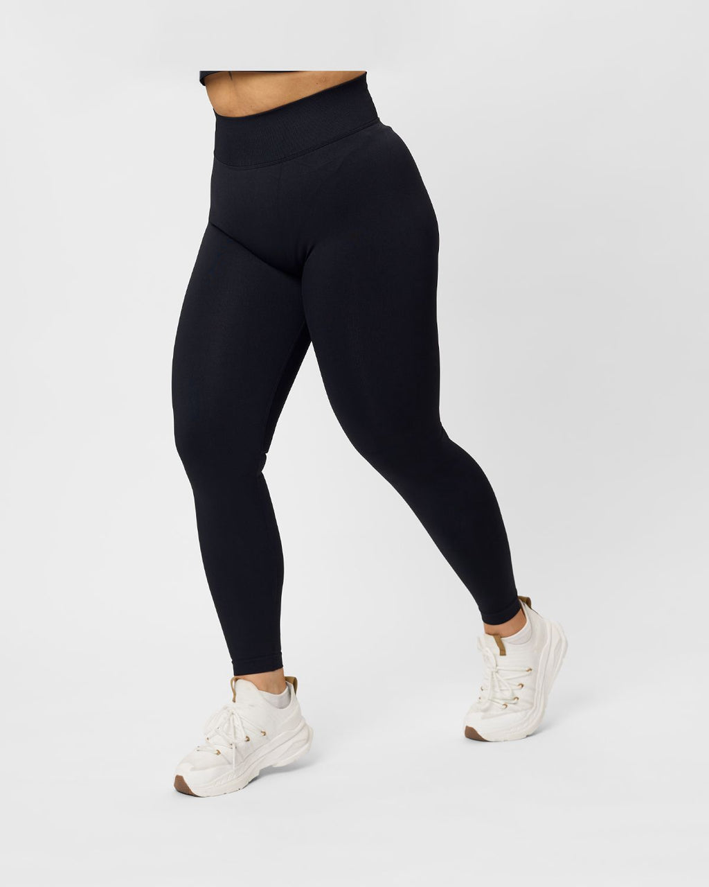 Korkeavyötäröiset Squat Proof Intense -leggingsit